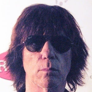 Jeff Beck Headshot 4 of 7