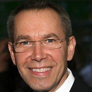 Jeff Koons - Bio, Family, Trivia | Famous Birthdays