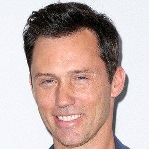 Jeffrey Donovan Headshot 2 of 5