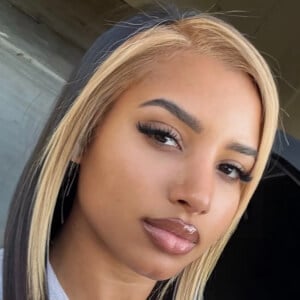 Jelenny Tejada Headshot 2 of 6