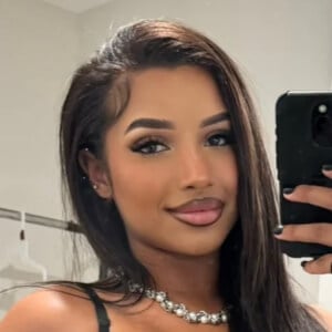 Jelenny Tejada Headshot 3 of 6