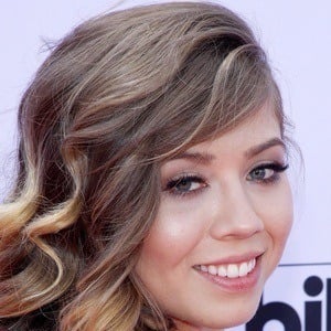 Jennette McCurdy at age 22