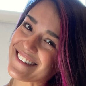 Jenni Hiles Headshot 3 of 8