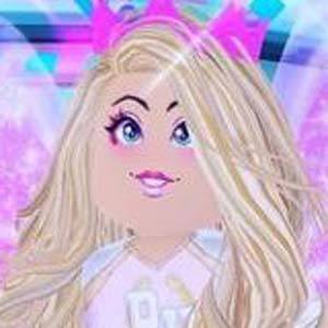 Jenni Simmer Headshot