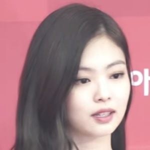 Jennie Kim Headshot 4 of 6