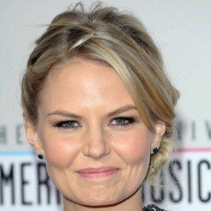 Jennifer Morrison at age 33