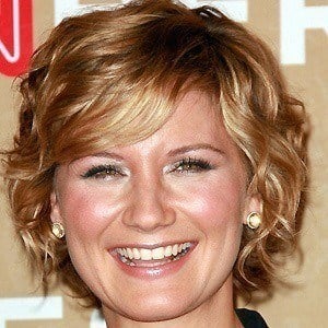 Jennifer Nettles - Bio, Facts, Family | Famous Birthdays