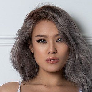 Jennifer Nguyen Headshot 8 of 10