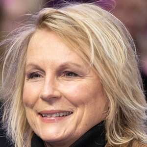 Jennifer Saunders Headshot 6 of 10