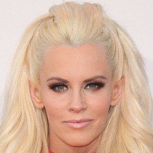 Jenny McCarthy Headshot 8 of 10