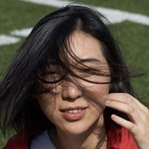Jenny Tian Headshot 7 of 10