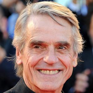 Jeremy Irons Headshot 4 of 7