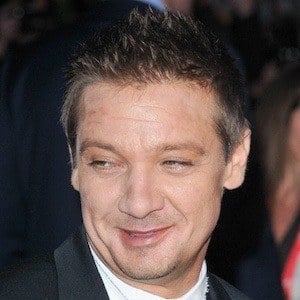 Jeremy Renner Headshot 6 of 6