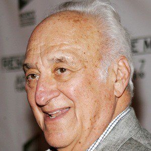Jerry Adler - Bio, Family, Trivia | Famous Birthdays