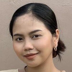 Jervymae Baluyot Headshot 4 of 10