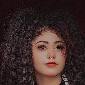 Jess Mejía Headshot 7 of 13
