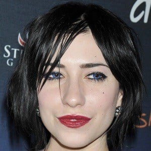 Jessica Origliasso Headshot 5 of 10