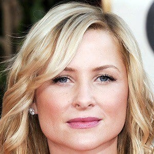 Jessica Capshaw Headshot