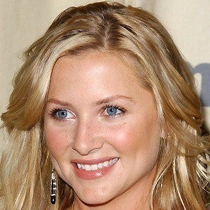 Jessica Capshaw Headshot