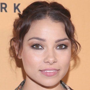 Jessica Parker Kennedy at age 33