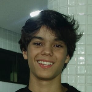 jgcarvalhinn Headshot 4 of 6
