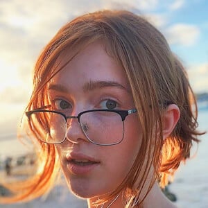 Jia Lissa Headshot 7 of 16