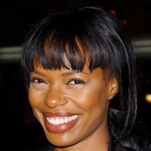 Jill Marie Jones Headshot 8 of 10