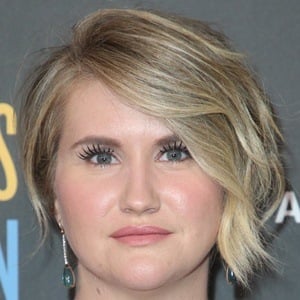 Jillian Bell Headshot 4 of 7