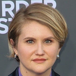 Jillian Bell Headshot 5 of 7