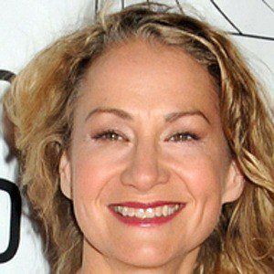 Joan Osborne - Bio, Family, Trivia | Famous Birthdays