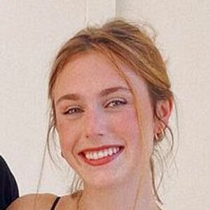 Jocelyn Shelfo Headshot 2 of 4