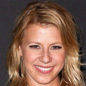 Jodie Sweetin at age 34