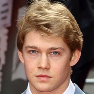 Joe Alwyn at age 25