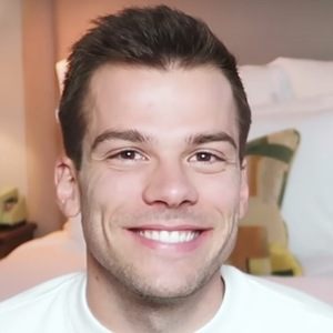 Joel Wood Headshot 5 of 14