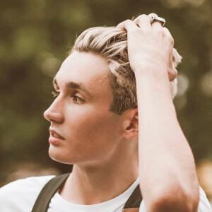 Joey Jett Headshot 2 of 3