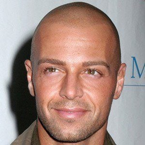 Joey Lawrence at age 30