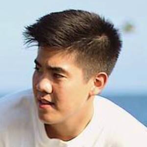 Joey Tuan Headshot 9 of 10