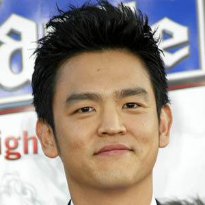 John Cho at age 32