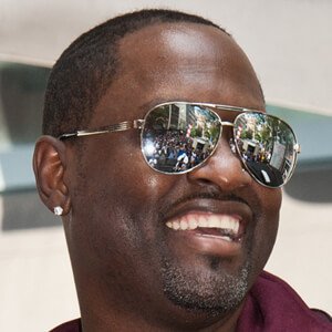 Johnny Gill Headshot 8 of 9