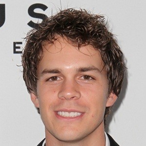 Johnny Simmons Headshot 7 of 9