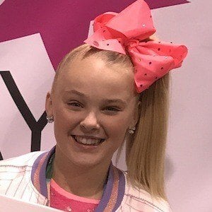 JoJo Siwa at age 14