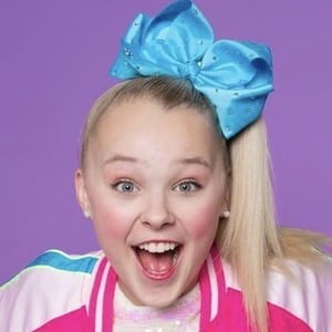 JoJo Siwa at age 14