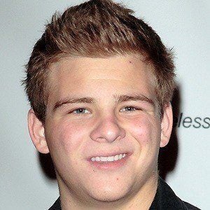 Jonathan Lipnicki Headshot 5 of 10