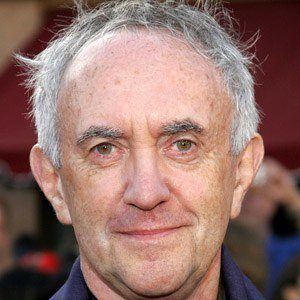 Jonathan Pryce - Bio, Family, Trivia | Famous Birthdays