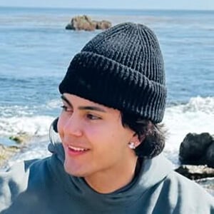 Jonathan Razo Headshot 2 of 2