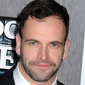 Jonny Lee Miller at age 37