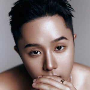 Jopang Sim Headshot 4 of 4