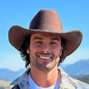 Jordan Morello Headshot 4 of 6