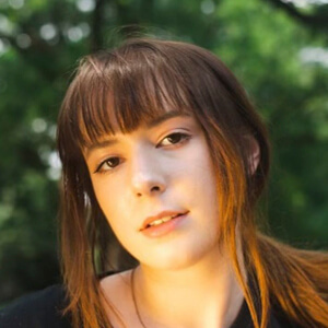 Jordana Nye Headshot 2 of 8