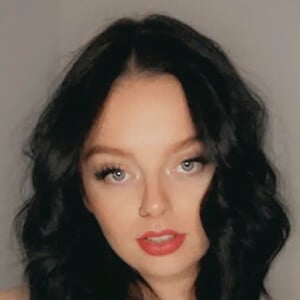 jordorsomething at age 24